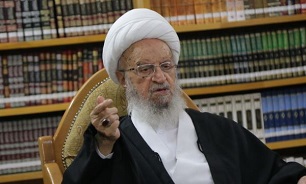 آیت‌الله مکارم شیرازی: حجت‌الاسلام خرسند از ائمه جمعه فعال و حامى حوزه علميه در منطقه كازرون بود