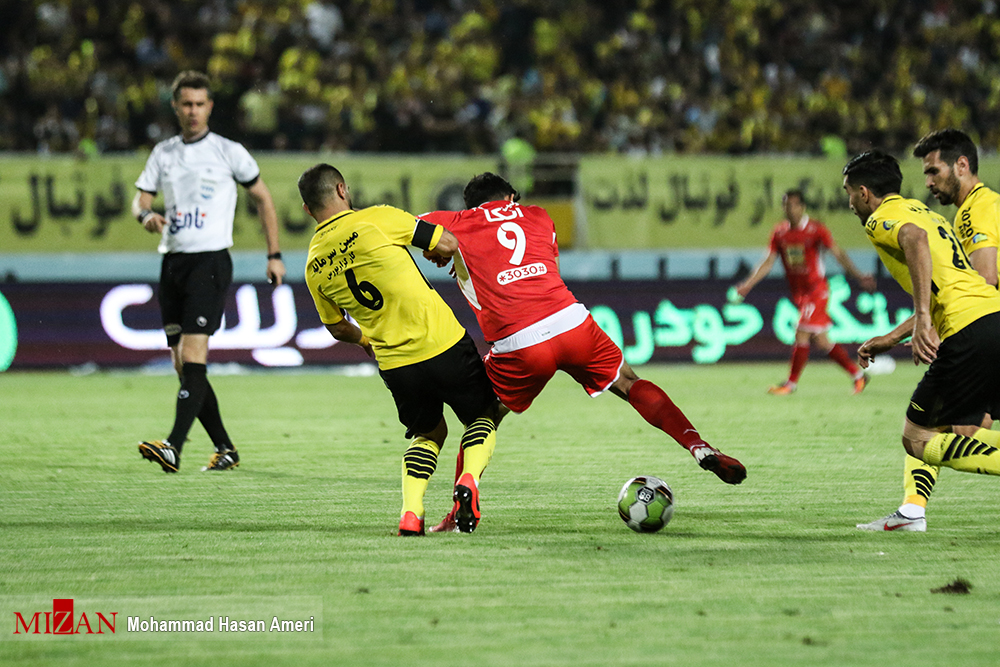 پرسپولیس در بازی جذاب و پراخراج سپاهان را شکست داد و به فینال رسید/ شاگردان برانکو یک قدم تا دبل پرسپولیس در بازی جذاب و پراخراج سپاهان را شکست داد و به فینال رسید/ شاگردان برانکو یک قدم تا دبل
