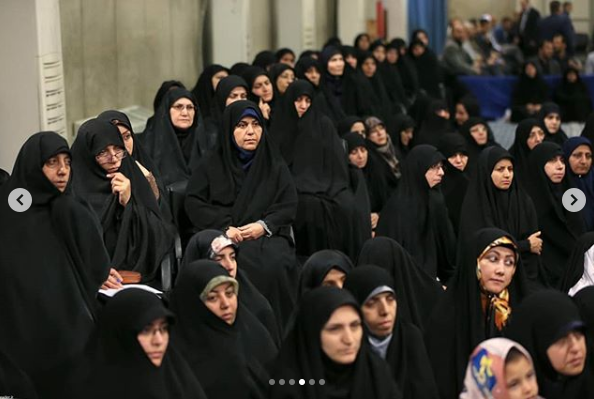 درباره‌ی مسائل ناموسی انقلاب مذاکره نمی‌کنیم
