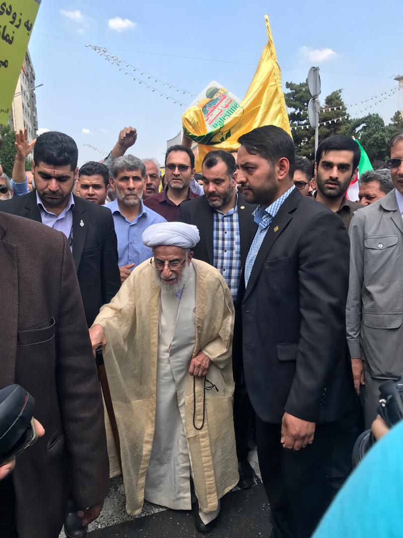 «نه» بزرگ به توطئه قرن/ طنین فریاد رهایی فلسطین مظلوم در سراسر ایران اسلامی + تصاویر و حاشیهها «نه» بزرگ به توطئه قرن/ طنین فریاد رهایی فلسطین مظلوم در سراسر ایران اسلامی + تصاویر و حاشیهها