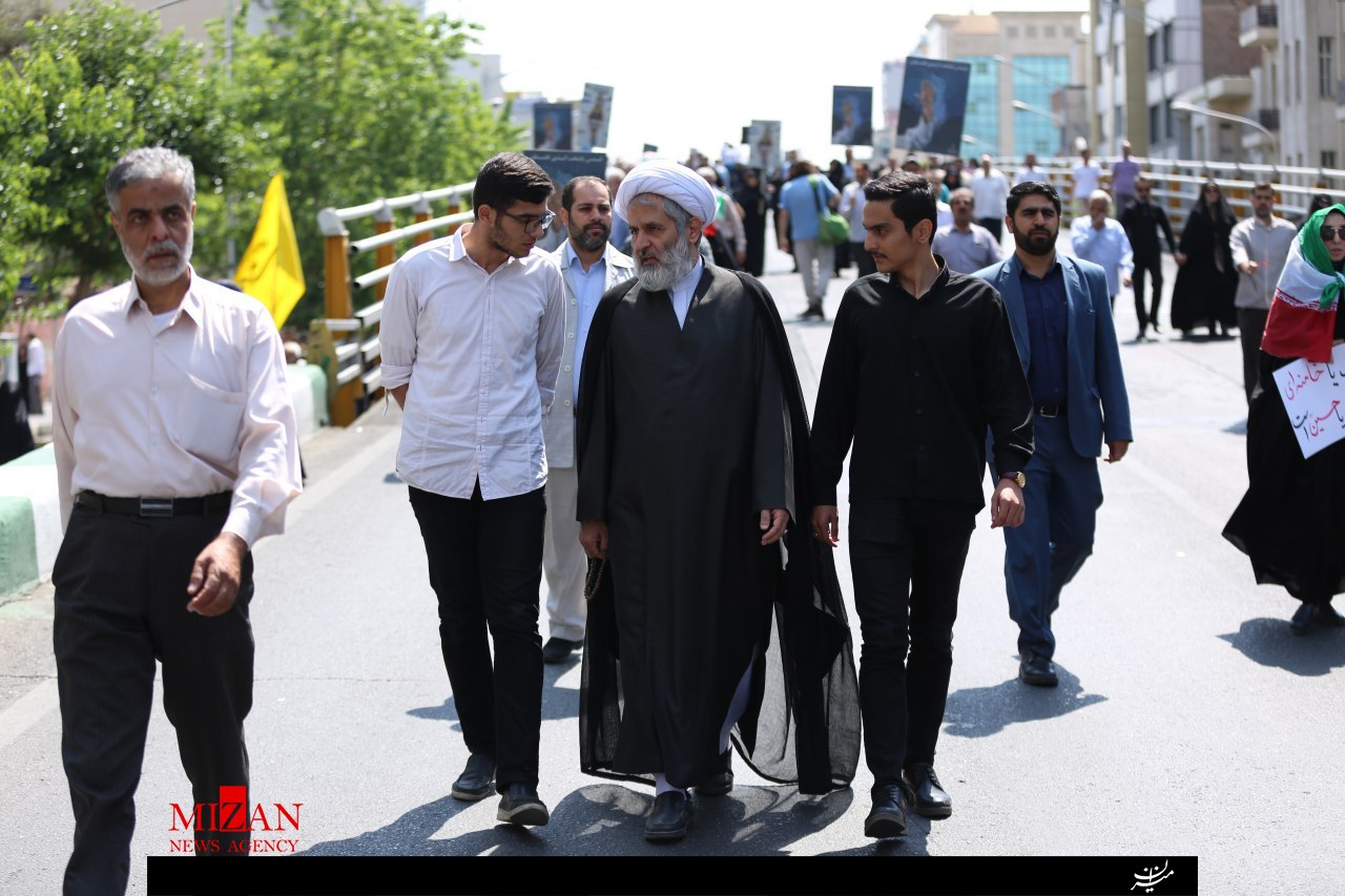 تصاویر از حضور رئیس سازمان اطلاعات سپاه در راهپیمایی روز قدس