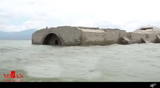 کلیسایی که پس از ۴۰۰ سال از میان آب‌ها سردرآورد