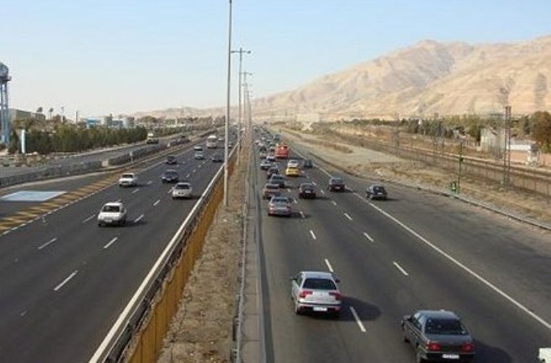 واگذاری آزاد راه‌ها به بخش خصوصی به تعویق افتاد/ هزینه بالای تعمیر و نگهداری آزاد راه‌ها