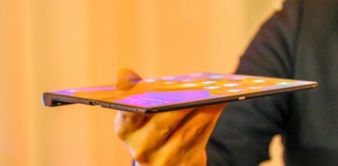 سبقت گوشی Huawei Mate X از سامسونگ و دیگر رقبا سبقت گوشی Huawei Mate X از سامسونگ و دیگر رقبا