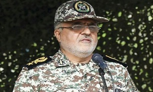 هواپیمای آمریکایی بعد از بارها اخطار مورد اصابت قرارگرفت و سرنگون شد