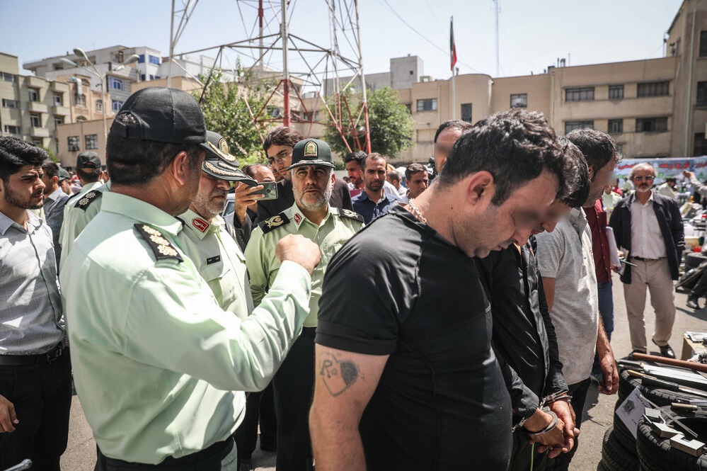 عوارض «مالْچ‌ْپاشی» بر محیط‌زیست خوزستان/ کشفیات بیست و ششمین طرح رعد نیروی انتظامی