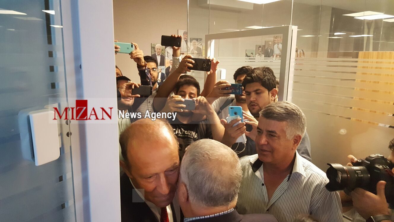 گزارش تصویری از ملاقات کالدرون با پروین و مدیران پرسپولیس