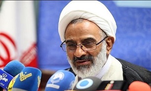 نماینده ولی‌فقیه در سپاه: بصیرت سیاسی برای پاسدار واجب اما جناح‌بندی سیاسی حرام است