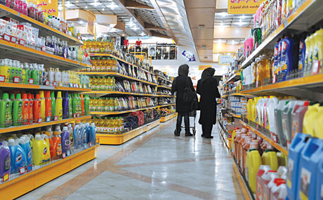 ایجاد گشت‌های مشترک روزانه و بازرسی‌های پنهان و آشکار بر فعالیت فروشندگان کالا/ دستگاه‌های مسئول در صورت مشاهده نقض مقررات مستندات را به دادستانی اعلام کنند