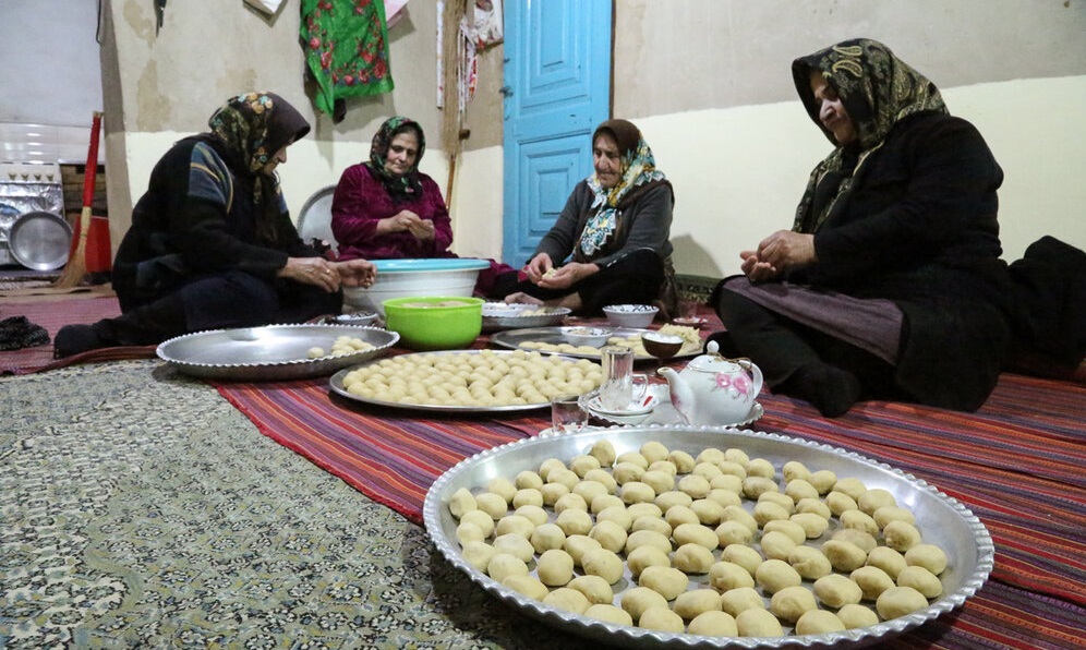 جشنواره فرهنگی ورزشی چای در روستای دارباغ فومن/ کارآفرینی خانواده روستایی با «عروس جنگل»