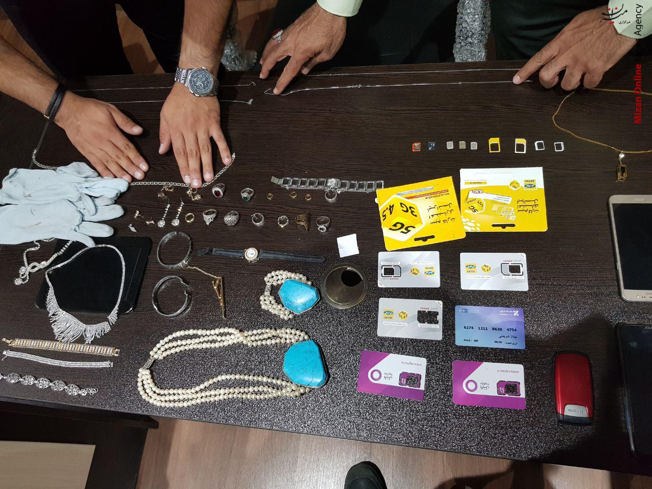 دستگیری سارق زن منازل+فیلم دستگیری سارق زن منازل+فیلم