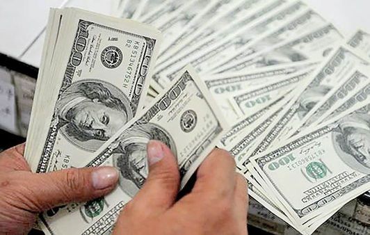 چرا در روز‌های اخیر بازار ارز کم‌نوسان است؟
