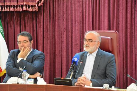 سازمان بازرسی کل کشور قطعاً اجازه واگذاری بلوکی شرکت‌های خودروساز را به دلیل جلوگیری از انحصار نخواهد داد/ سهم دولت در شرکت‌های خودروسازی باید به بخش خصوصی واقعی واگذار گردد