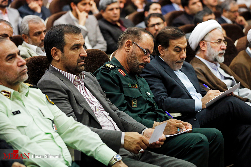 آیت الله رئیسی: مفسدان و افرادی که میخواهند در جامعه فساد را رواج دهند بدانند که پایان عمر آنها فرا رسیده است/ دادگستریها برای برخورد با ناامن کنندگان، اخلالگران امنیت اقتصادی و اجتماعی، مفسدان اقتصادی و جرایم سازمان یافته و جنایتکاران مجهز شوند/ از ابتدای ورودم پیگیر جذب افرادی که در سال ۹۶ امتحان دادهاند، هستم آیت الله رئیسی: مفسدان و افرادی که میخواهند در جامعه فساد را رواج دهند بدانند که پایان عمر آنها فرا رسیده است/ دادگستریها برای برخورد با ناامن کنندگان، اخلالگران امنیت اقتصادی و اجتماعی، مفسدان اقتصادی و جرایم سازمان یافته و جنایتکاران مجهز شوند/ از ابتدای ورودم پیگیر جذب افرادی که در سال ۹۶ امتحان دادهاند، هستم