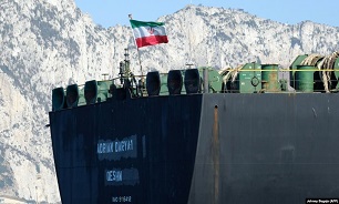 سنگ اندازی مجدد آمریکا در مسیر ابرنفتکش ایرانی آدریان دریا