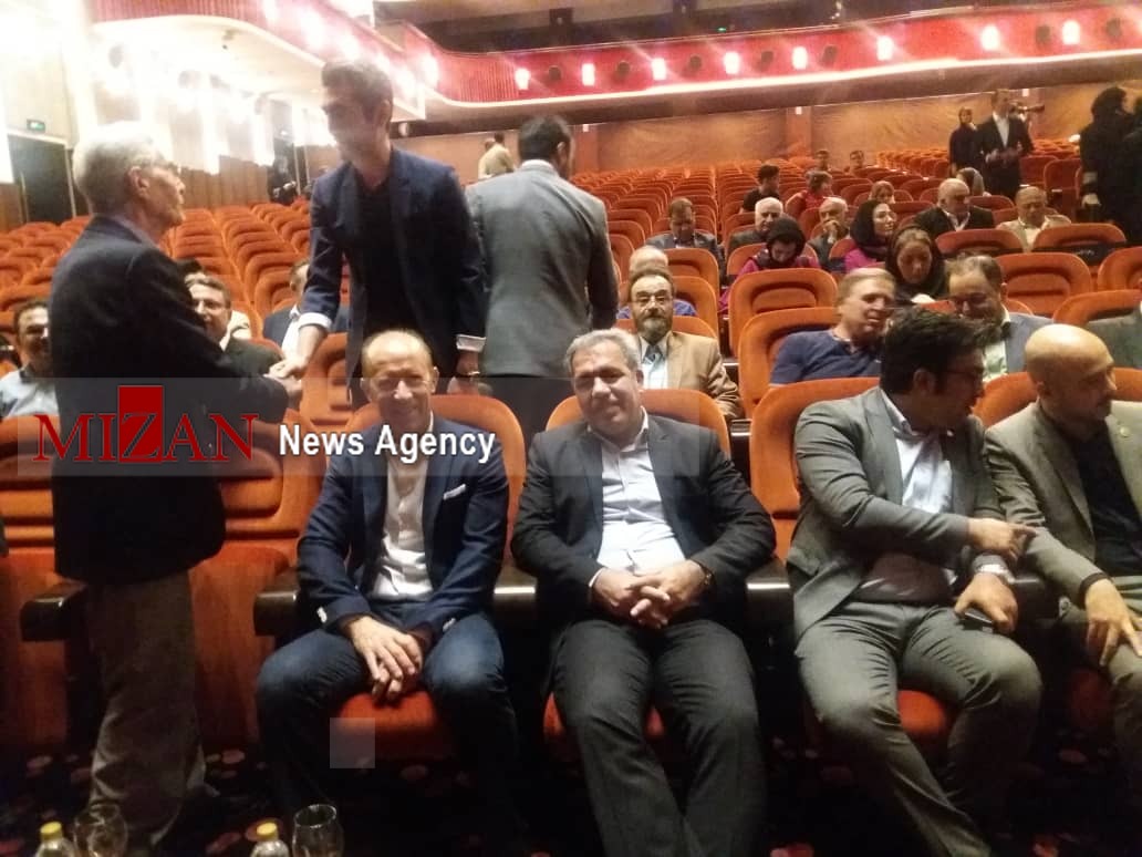 پوشش زنده مراسم برترین‌های فصل ۹۸-۹۷ فوتبال ایران/ سازمان لیگ بدهی 100 میلیونی را پرداخت کرد تا مراسم برگزار شود!