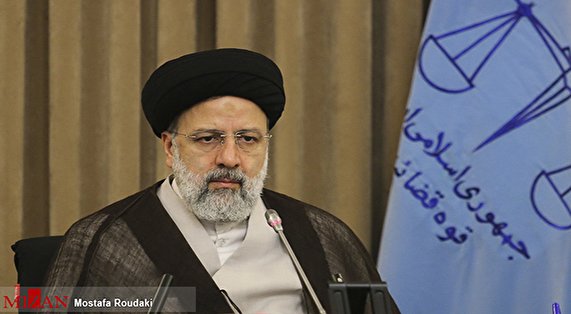 هیچ واحد تولیدی به دلیل اتهام مدیرانش نباید متوقف شود