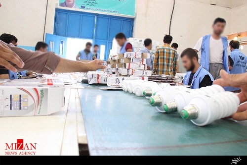 اشتغال 20 هزار زندانی در 350 واحد تولیدی/ آزادی 500 زندانی جرایم غیرعمد / سوء پیشینه یکی از موانع اشتغال زندانی پس از آزادی است