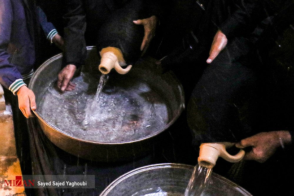 آداب و رسوم استان اردبیل برای عزاداری در ماه محرم/از آیین «طشت گذاری» تا «شمع گردانی»