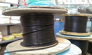 توقیف ۳ هزار متر سیم و کابل غیراستاندارد