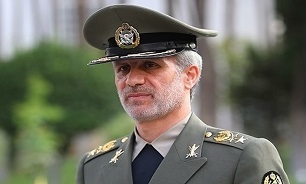 وزیر دفاع: تحولات ماه‌های اخیر نشان داد استکبار زبانی به غیر از زور را درک نمی‌کند