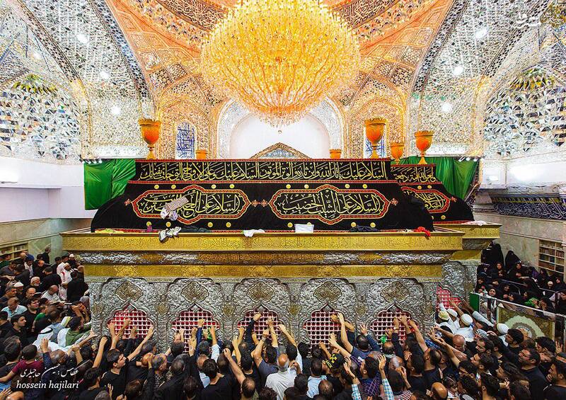 نمایی از ضریح سیدالشهداء در ایام محرم