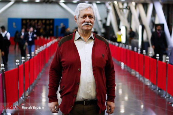 آتش تقیپور «آتش تقی پور» ششمین بازیگر «خروج» حاتمی کیا/تمرینات سختی را برای خروج انجام دادیم///////////////////شنبه
