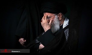 مراسم عزاداری شب عاشورای حسینی (علیهالسلام) در حسینیه امام خمینی آغاز شد مراسم عزاداری شب عاشورای حسینی (علیهالسلام) در حسینیه امام خمینی آغاز شد