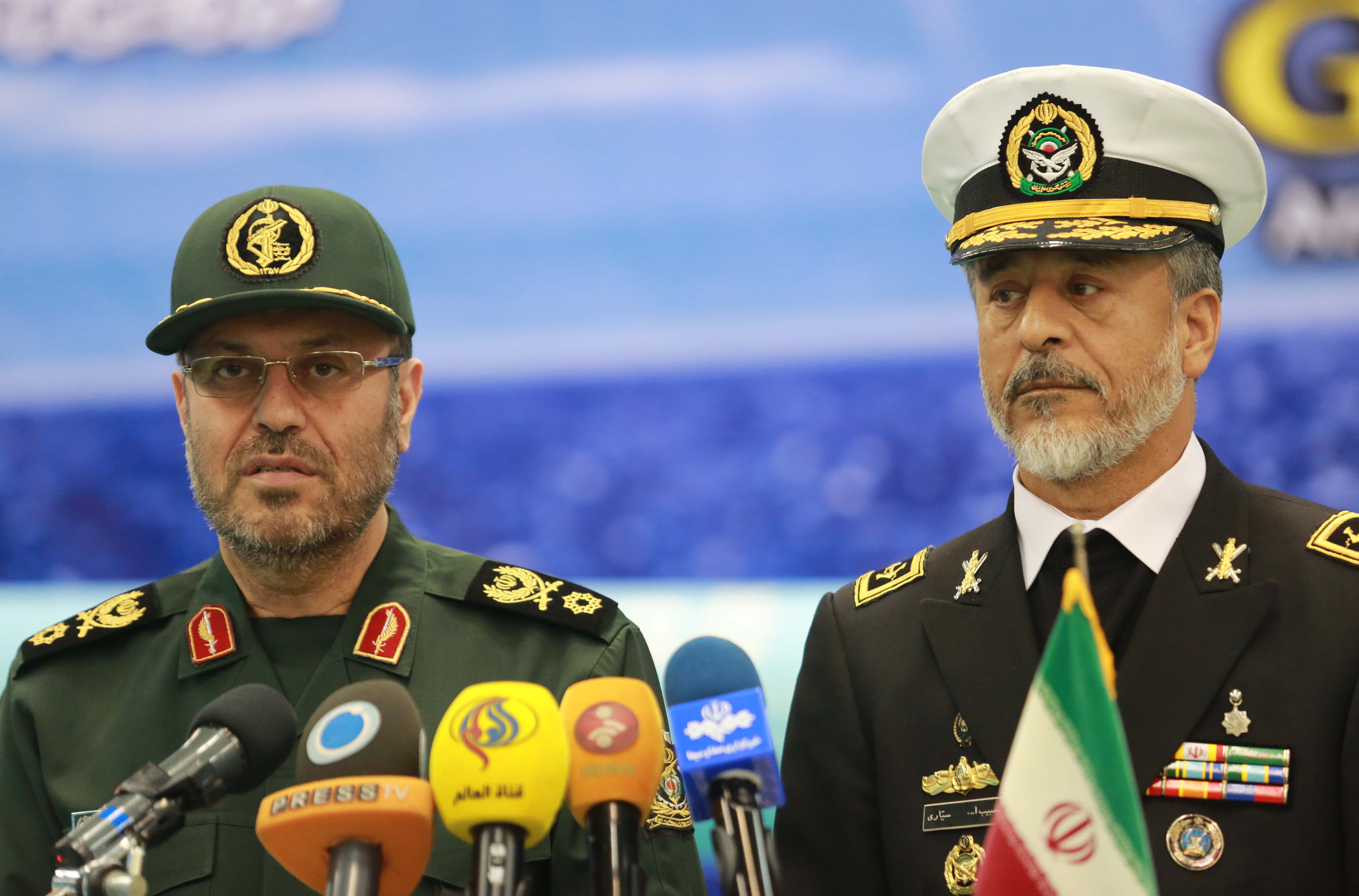 تجهیز نیروی دریایی راهبردی ارتش جمهوری اسلامی ایران به موشک کروز دریایی قدیر+تصاویر تجهیز نیروی دریایی راهبردی ارتش جمهوری اسلامی ایران به موشک کروز دریایی قدیر+تصاویر