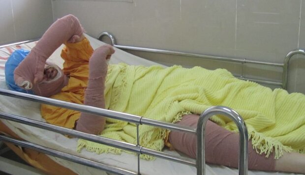 هیچ حکمی مبنی بر زندانی شدن سحر صادر نشده وما بعنوان خانواده سحر اعلام می کنیم که اصلا قرار نبوده سحر زندانی شود/پیکر دختر من رابعد ازفوت تحویل دادند ومشکلی برای دریافت پیکرش نداشتیم و گفتندهرجایی دلتان می خواهد سحر را دفن کنید و اصلا برای خاکسپاری و مراسم هم مشکلی نداشتیم/افرادی که از خون دخترم سوء استفاده می‌کنند را حلال نمی‌کنم