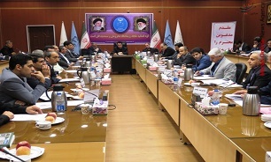 بررسی مشکلات مراکز تولیدی با بانک‌ها در استان آذربایجان غربی با ورود مسئولان قضایی