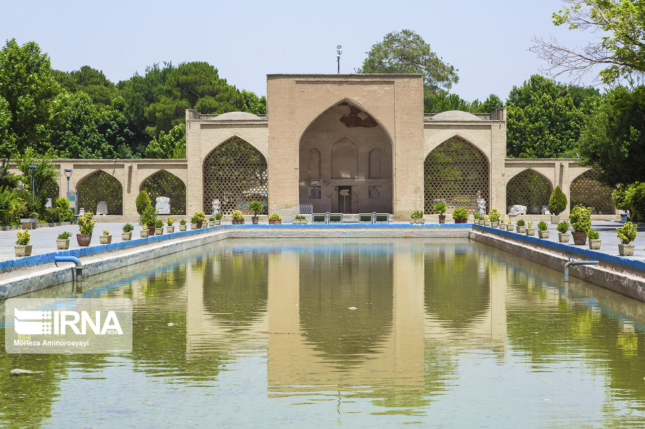 تصاویری تماشایی ازکاخ چهلستون تصاویری تماشایی ازکاخ چهلستون