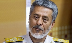 امیر دریادار سیاری: نابودی ارزش‌ها و تغییر سبک زندگی، هدف اصلی دشمن در جنگ نرم است/ دفاع مقدس نشأت گرفته از کربلا است