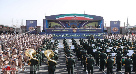 روحانی: ما مرد ایستادگی هستیم/ رونمایی از سامانه توپخانه‌ای «حائل»/ تجهیزات نیروی زمینی ارتش در رژه تهران؛ از «خودرو تاکتیکی کیان» تا «سامانه پرتاب موشک زلزال»