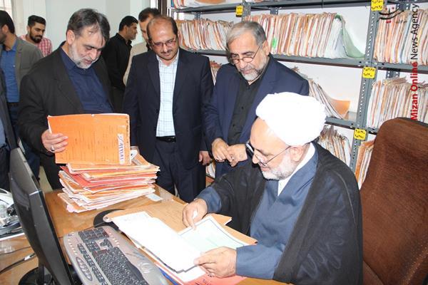 بازدید رئیس کل دادگستری استان مازندران از حوزههای قضایی آمل و دابودشت