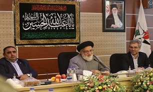 مردم ایران امروز نیز مانند دوران دفاع مقدس در مقابل دشمنان ایستاده‌اند