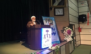 مدیران دستگاه‌های اجرایی راه‌های بروز فساد را مسدود کنند