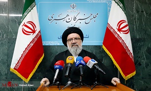 آیت الله خاتمی: آمریکایی‌ها و اروپایی‌ها سر وته یک کرباس هستند