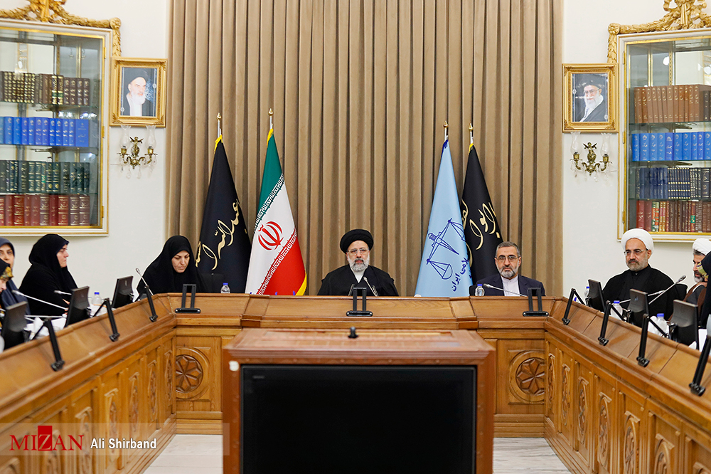 نشست اعضای فراکسیون زنان مجلس شورای اسلامی با رئیس قوه قضاییه برگزار شد