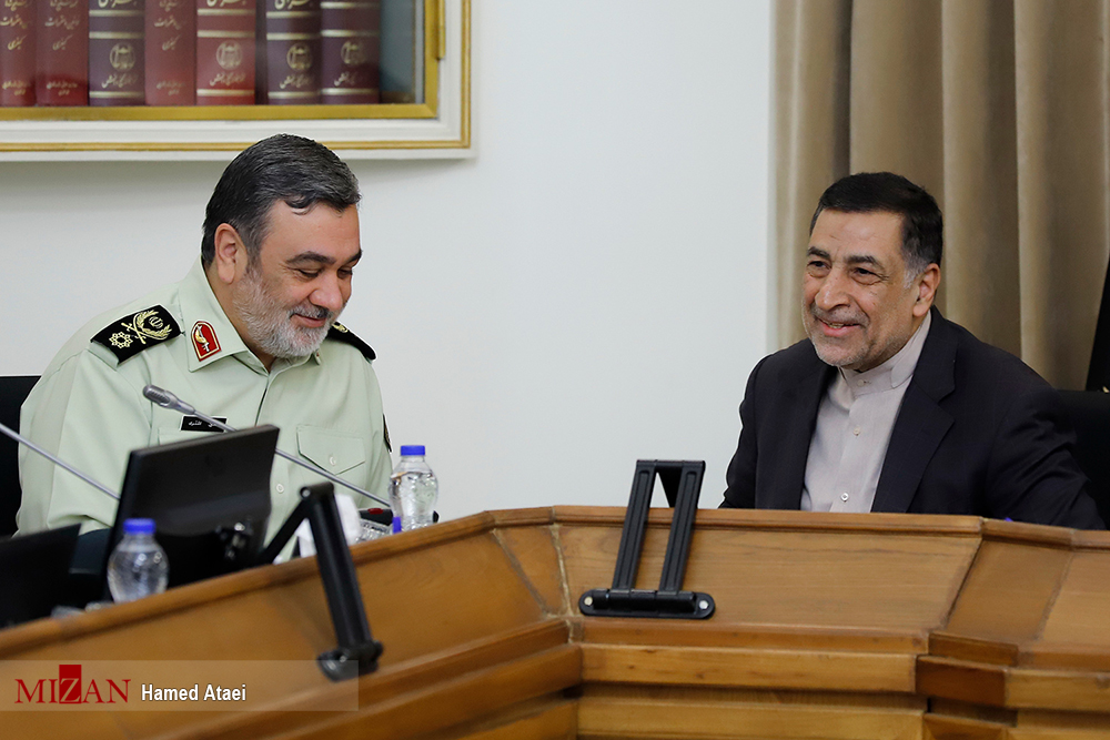 اساس کار الکترونیک در کشور برای شکلگیری دولت الکترونیک نیازمند ارتباط و هماهنگی دستگاهها است/دسترسی آسان به عدالت به نحوی است که مجرمین و متخلفین میدان نداشته باشند اساس کار الکترونیک در کشور برای شکلگیری دولت الکترونیک نیازمند ارتباط و هماهنگی دستگاهها است/دسترسی آسان به عدالت به نحوی است که مجرمین و متخلفین میدان نداشته باشند