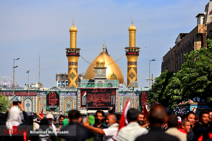 رسیدن به عمود آخر و لحظه دیدار با «سیدالشهداء(ع)»/«شهید حججی» را در مسیر پیاده روی اربعین الگوی خود قرار دهیم رسیدن به عمود آخر و لحظه دیدار با «سیدالشهداء(ع)»/«شهید حججی» را در مسیر پیاده روی اربعین الگوی خود قرار دهیم