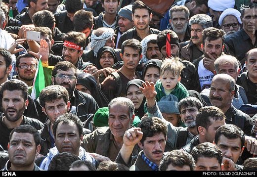 ازدحام زائران در مرز مهران + تصاویر ازدحام زائران در مرز مهران + تصاویر
