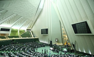 نمایندگان مجلس درباره کنترل قیمت کالا و خدمات پیرو اجرای طرح مدیریت سوخت چه گفتند؟
