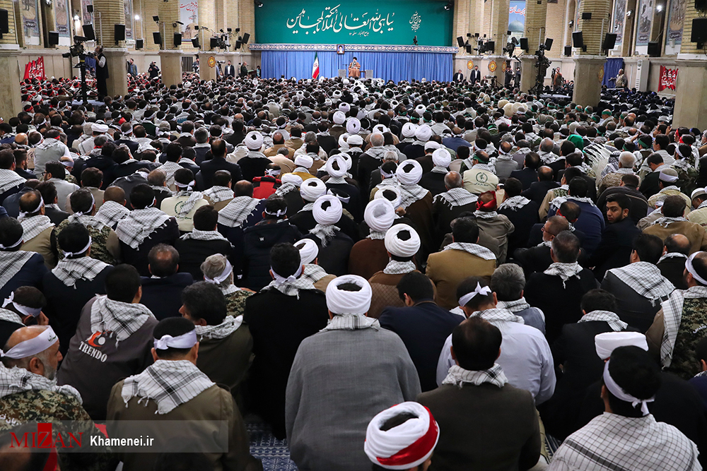 یک توطئه عمیقِ وسیعِ بسیار خطرناکی به وسیله مردم نابود شد/ حقیقتاً ملت ایران یک بار دیگر ثابت کرد که قدرتمند و باعظمت است یک توطئه عمیقِ وسیعِ بسیار خطرناکی به وسیله مردم نابود شد/ حقیقتاً ملت ایران یک بار دیگر ثابت کرد که قدرتمند و باعظمت است