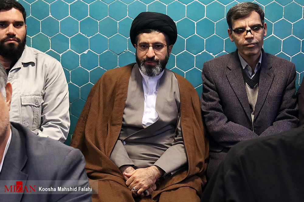 مراسم ختم خواهر علیاکبر ولایتی برگزار شد/ حضور شخصیتهای لشکری و کشوری مراسم ختم خواهر علیاکبر ولایتی برگزار شد/ حضور شخصیتهای لشکری و کشوری