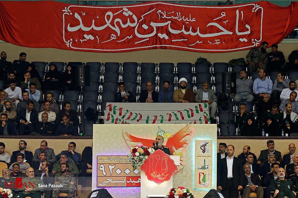فرمانده کل سپاه: به دشمنان می‌گویم از خط قرمز‌ها عبور نکنید، قدرت ملت ایران را می‌شناسید