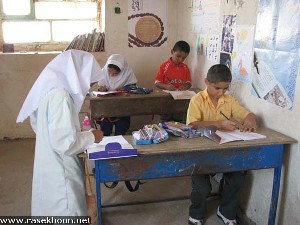 کوچکترین مدرسه فارسی زبان دنیا +عکس