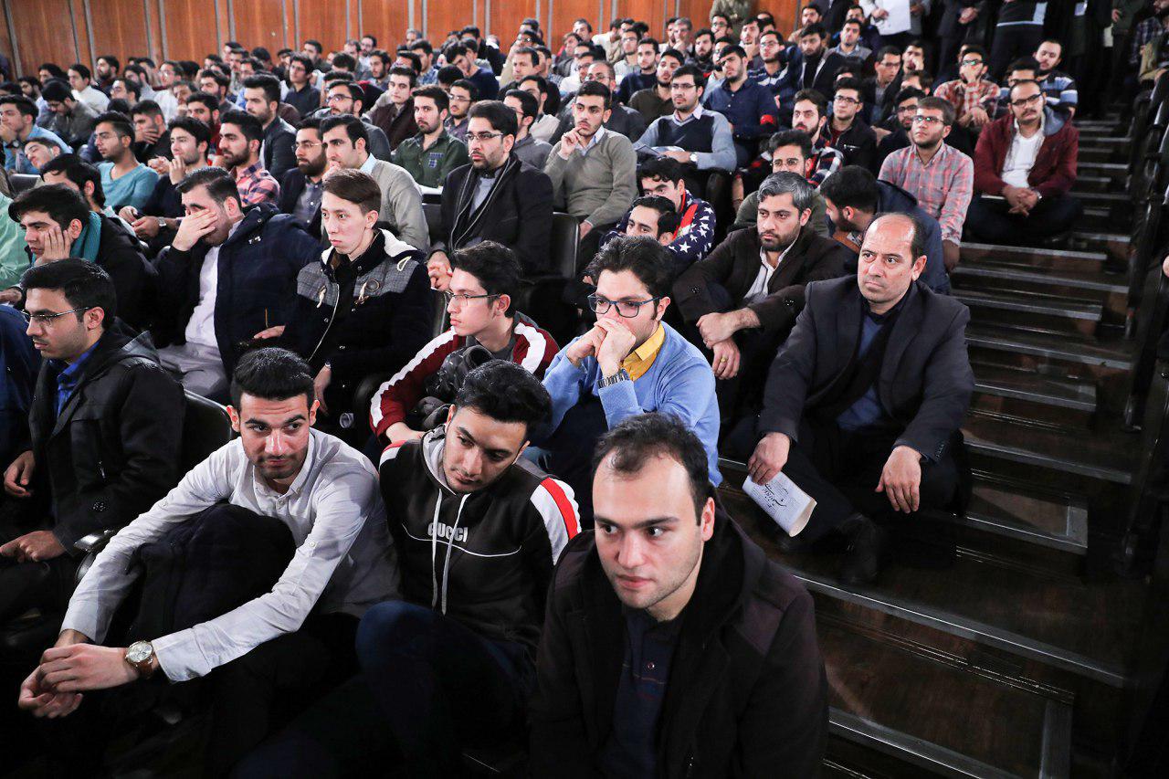 آغاز مراسم روز دانشجو در دانشگاه تهران با حضور رئیس قوه قضاییه/ حضور پرشور دانشجویان از ساعتی قبل از برنامه در محل برگزاری و سالن جانبی/ آغاز سوالات آغاز مراسم روز دانشجو در دانشگاه تهران با حضور رئیس قوه قضاییه/ حضور پرشور دانشجویان از ساعتی قبل از برنامه در محل برگزاری و سالن جانبی/ آغاز سوالات