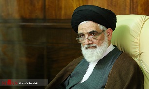 پیشرفت کشور با ذهن‌های خلاق و نواندیش ایجاد می‌شود/ دانشجویان صاحب فکر امید آینده کشور هستند