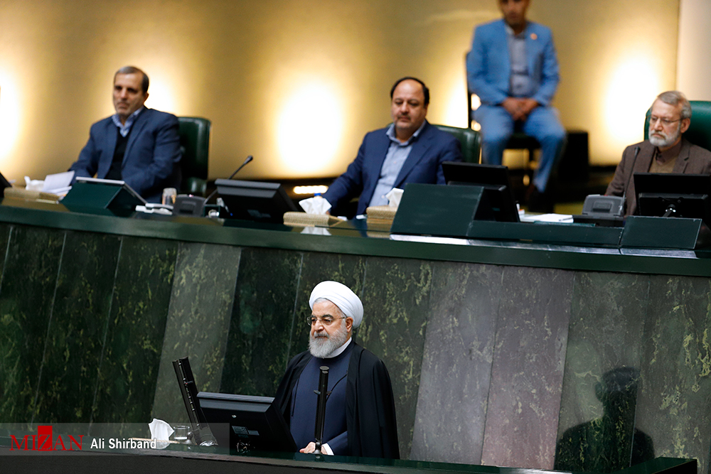 رئیس جمهور : اختصاص ارز ۴۲۰۰ تومانی برای کالای اساسی در بودجه سال ۹۹/ حقوق اقشار آسیب پذیر در بودجه افزایش پیدا کرده است رئیس جمهور : اختصاص ارز ۴۲۰۰ تومانی برای کالای اساسی در بودجه سال ۹۹/ حقوق اقشار آسیب پذیر در بودجه افزایش پیدا کرده است